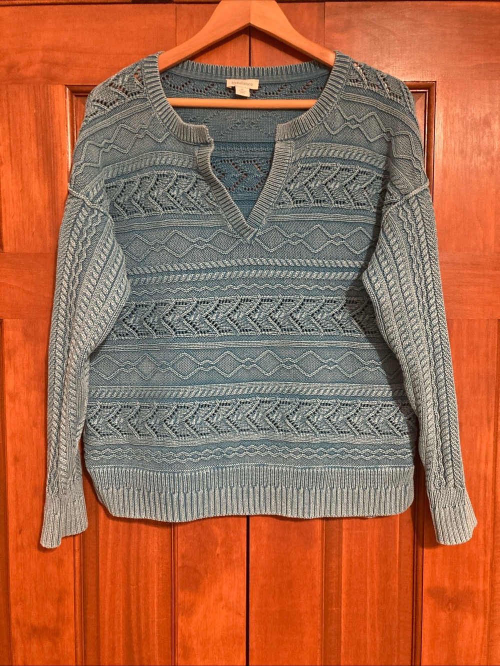 Sundance Textured V-Neck blue cable knit Rita Sweater women’s medium
